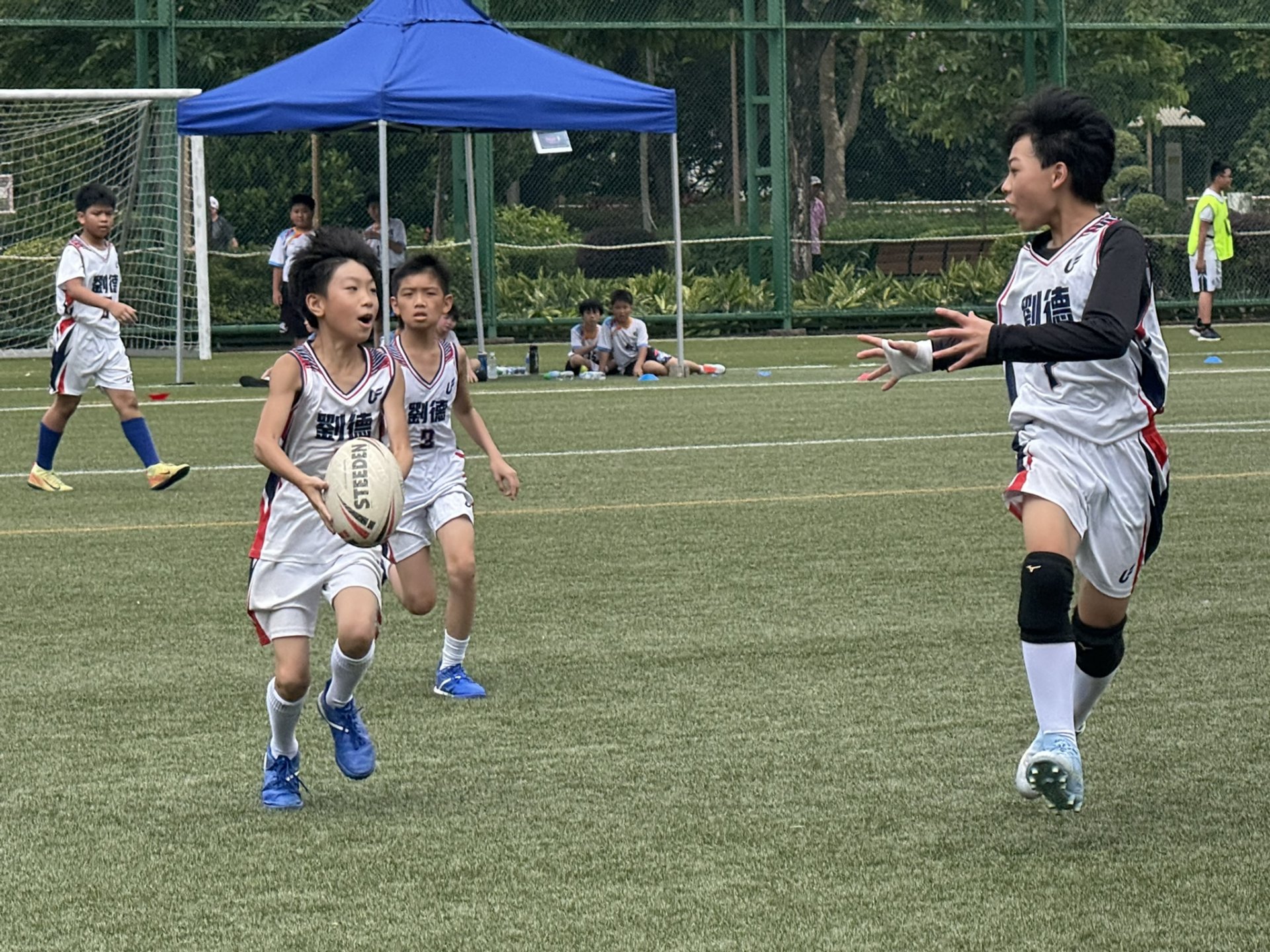 簡易運動大賽-非撞式欖球